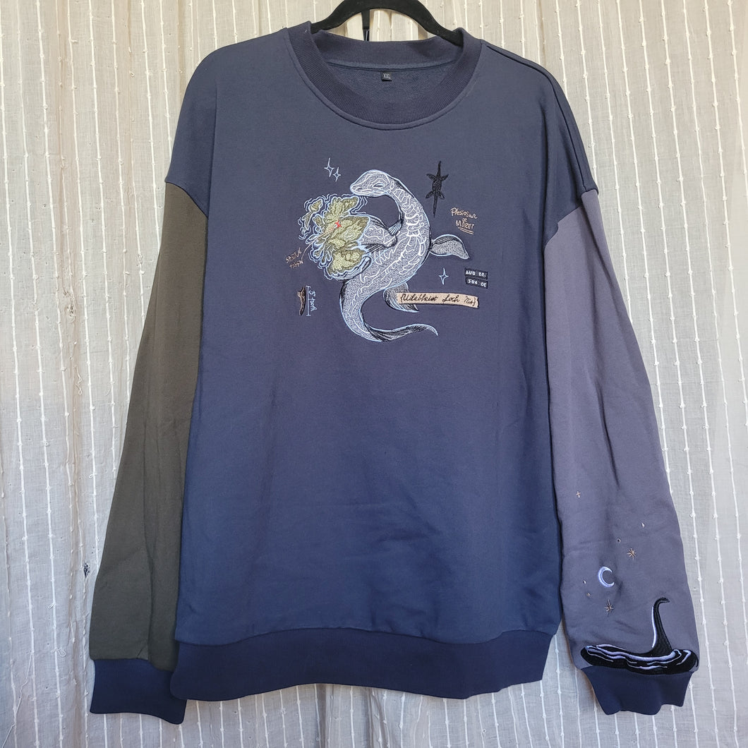Nessie Crewneck 2XL