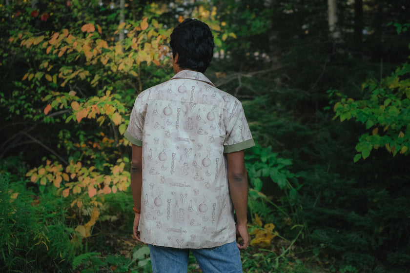Hero's Trinkets // Button Up Shirt
