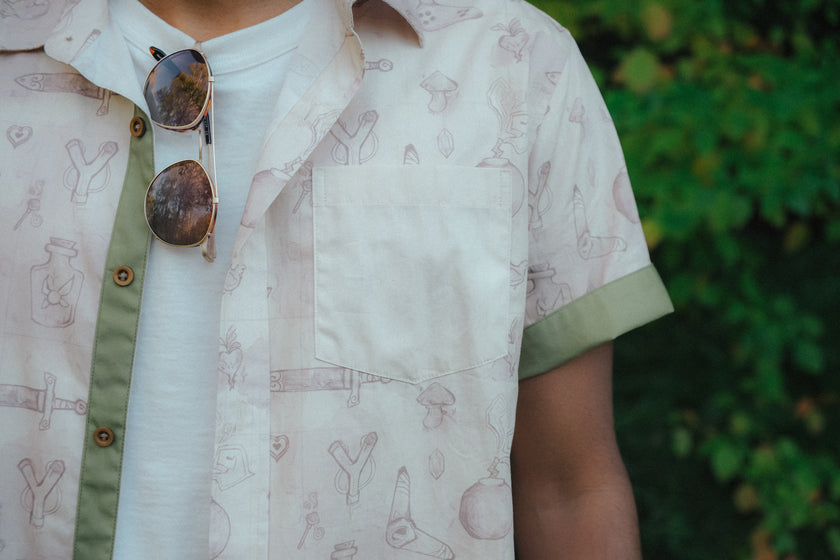 Hero's Trinkets // Button Up Shirt