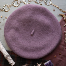Load image into Gallery viewer, Heirloom Carrots // Dusty Lilac Beret
