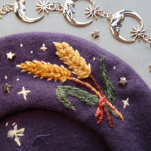 Load image into Gallery viewer, The Harvest // Potion Purple Beret
