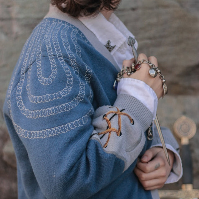Knight in Cozy Armour Cardigan // The Forget-me-not Knight [old sizing]