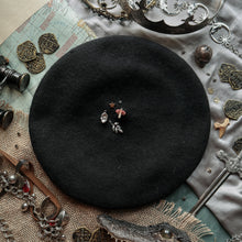 Load image into Gallery viewer, From Blood &amp; Bone // Mulch Black Beret
