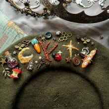 Load image into Gallery viewer, Hobbit Trinkets // Moss Olive Beret
