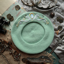 Load image into Gallery viewer, High Elf // Seafoam Beret
