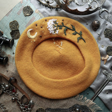 Load image into Gallery viewer, Sprig of Yarrow // Goldenrod Beret
