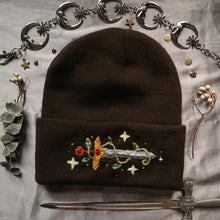 Load image into Gallery viewer, Oaken Blade // Classic Knit Beanie
