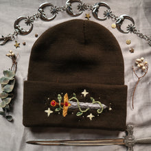 Load image into Gallery viewer, Oaken Blade // Classic Knit Beanie
