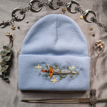 Load image into Gallery viewer, Cloudy Blade // Classic Knit Beanie
