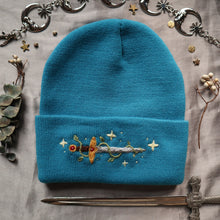 Load image into Gallery viewer, Shimmer Blade // Classic Knit Beanie
