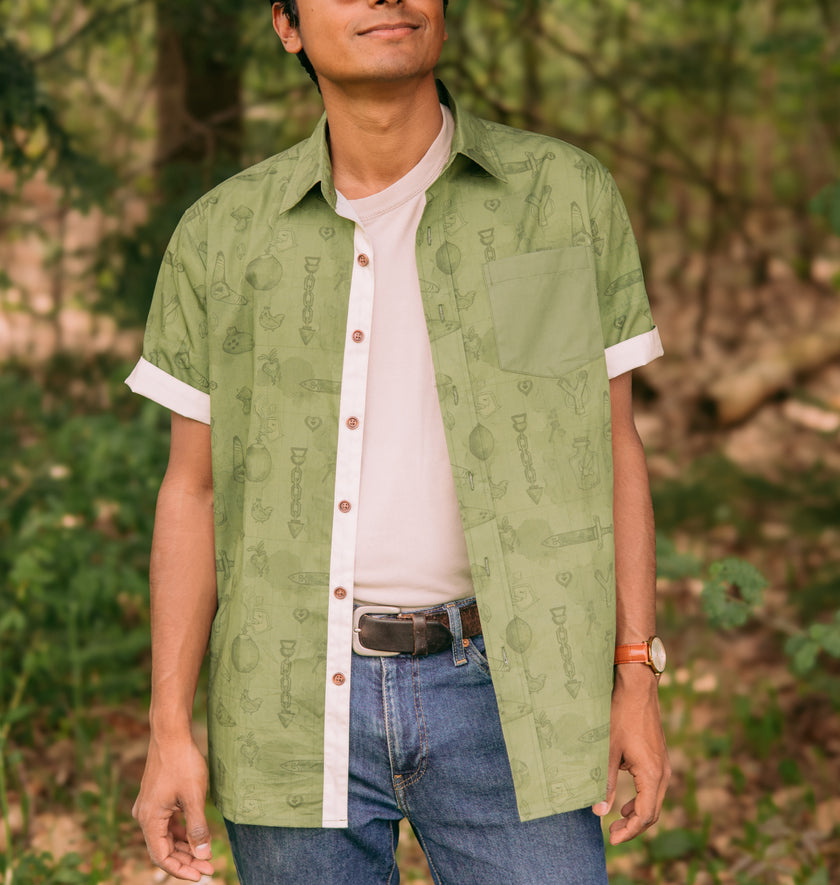 Hero's Trinkets // Button Up Shirt