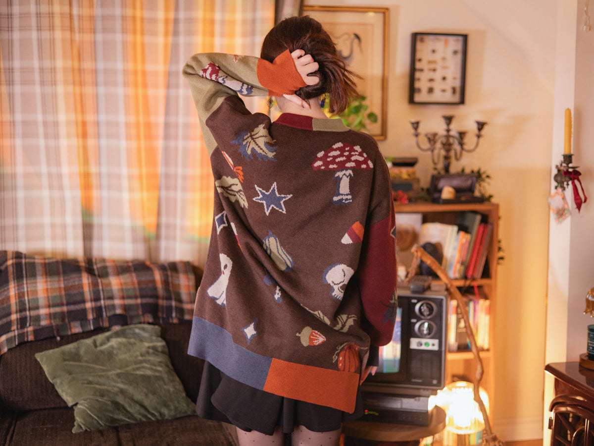 October Trinkets ✧ // Oversized Cardigan