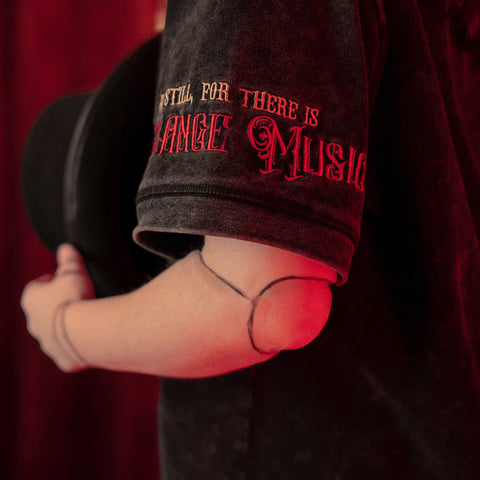 Strange Music // T-Shirt