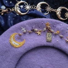 Load image into Gallery viewer, Sun Tarot Beret
