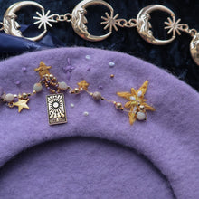 Load image into Gallery viewer, Sun Tarot Beret
