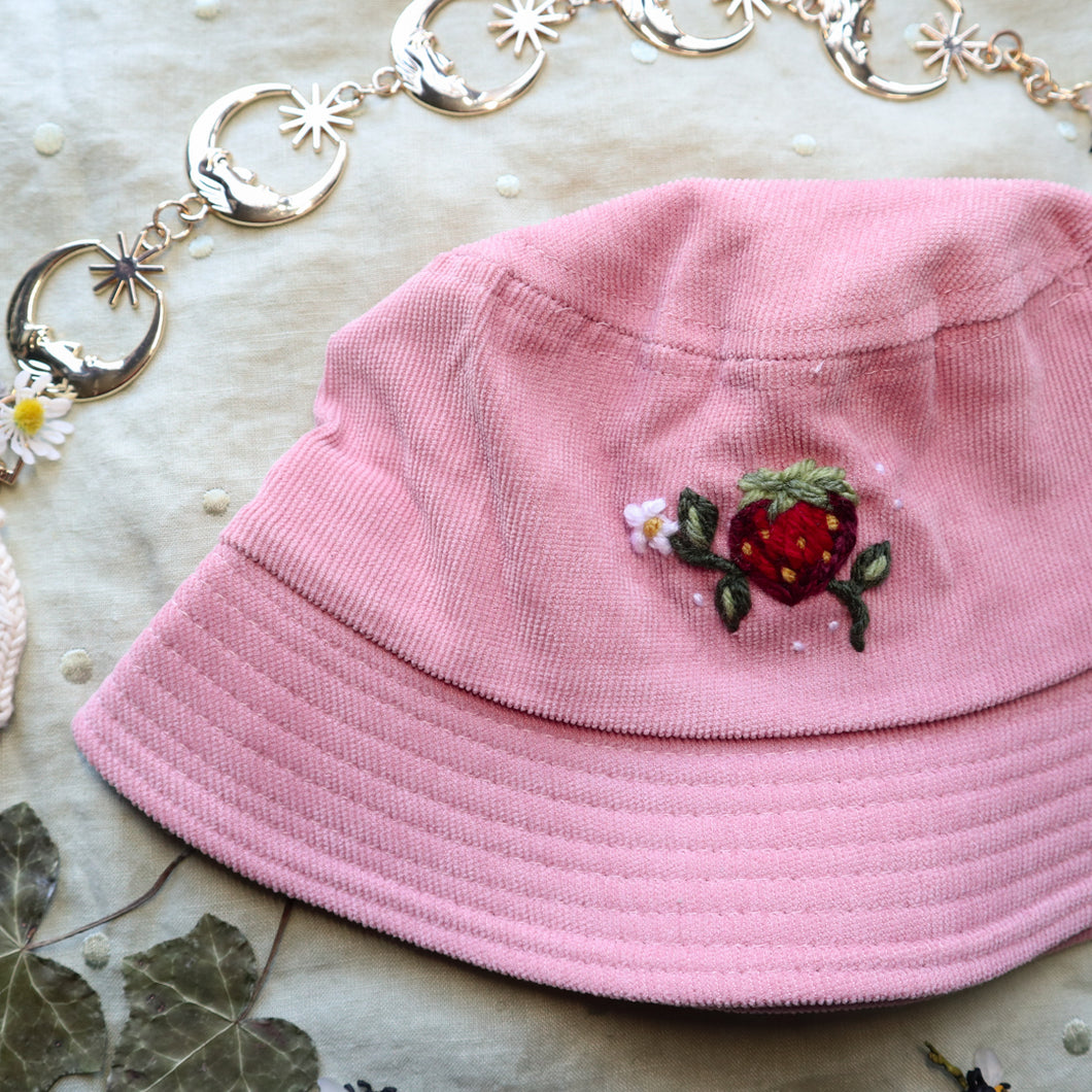 Berrytop // Blush Bucket Hat
