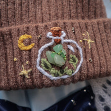 Load image into Gallery viewer, Crystal Collector: Jade // on Cocoa - Chunky Beanie
