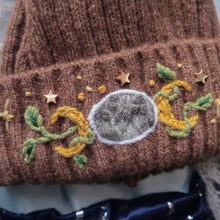Load image into Gallery viewer, Hecate Moons // on Cocoa - Chunky Beanie
