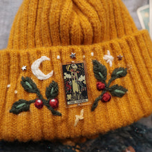 Load image into Gallery viewer, Tarot Card // The Tower - Chunky Beanie
