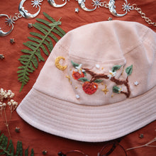 Load image into Gallery viewer, Orange &amp; Blossom (πορτοκάλια) - Ivory Bucket Hat
