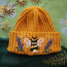 Load image into Gallery viewer, Bumble &amp; Lavender // Goldenrod Chunky Beanie
