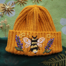 Load image into Gallery viewer, Bumble &amp; Lavender // Goldenrod Chunky Beanie
