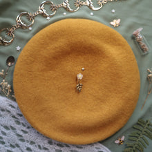 Load image into Gallery viewer, Golden Afternoons // Goldenrod Beret
