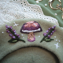 Load image into Gallery viewer, Boletus &amp; Lavender // Silver Sage Beret
