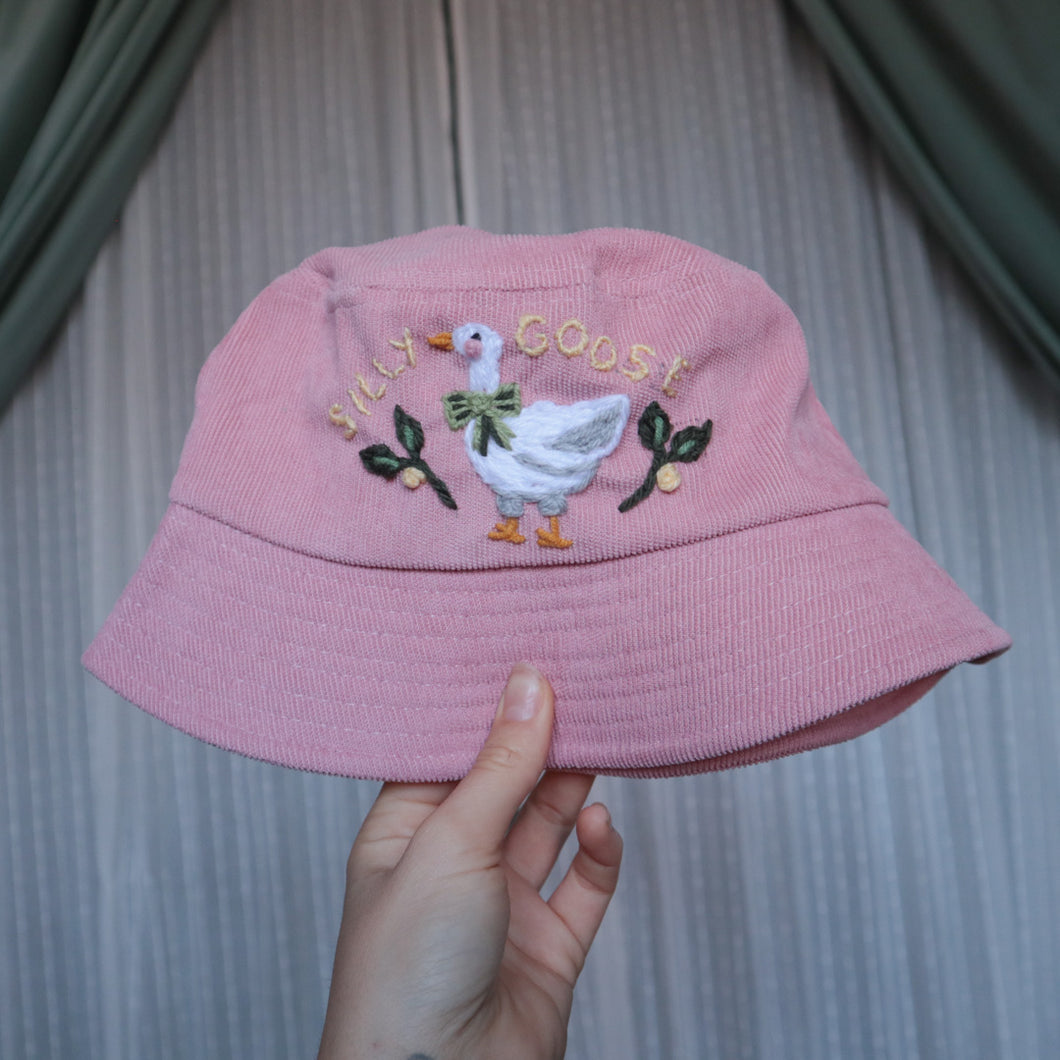 Silly Goose! // Leaf Ribbon Bucket Hat