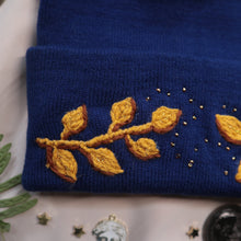 Load image into Gallery viewer, Laurels Victorious // Lapis Classic Beanie
