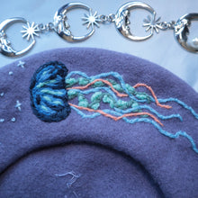 Load image into Gallery viewer, Moon Jelly - Potion Beret
