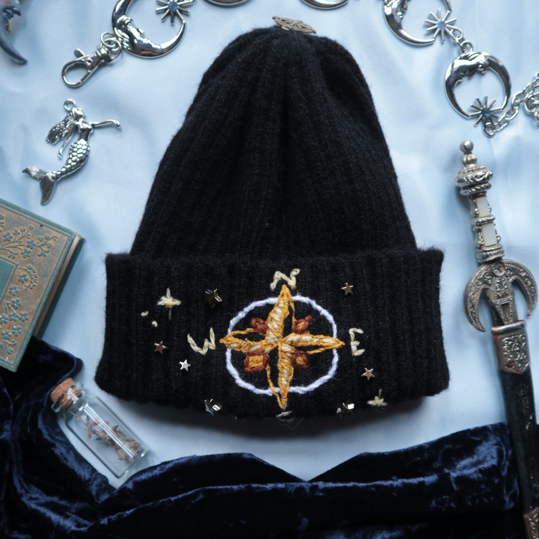 Guide the Way -  Obsidian Chunky Beanie