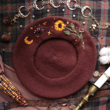 Load image into Gallery viewer, September Afternoons // Cocoa Beret
