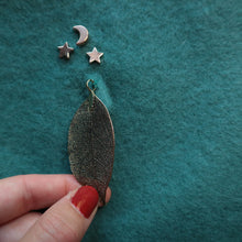 Load image into Gallery viewer, Physalis Peruviana - Robins Egg Beret
