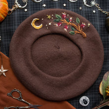 Load image into Gallery viewer, Rosehips in Autumn // Hot Cocoa Beret
