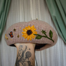 Load image into Gallery viewer, September Afternoons // Heather Knit Beret
