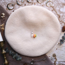Load image into Gallery viewer, Clemen-time // Snowfall Beret

