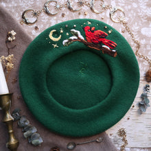Load image into Gallery viewer, Feathers Red // Evergreen Beret
