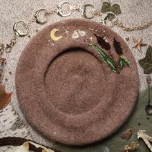 Load image into Gallery viewer, Cattails and Mothwings // Dormouse Brown Beret

