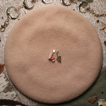 Load image into Gallery viewer, Fairy Ring // Milk Tea Beret
