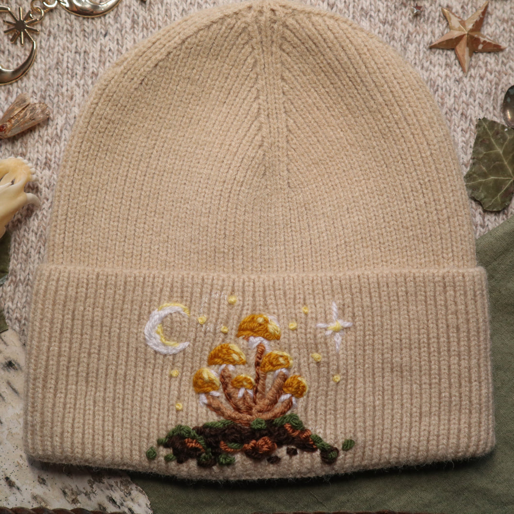 Shimmering Honey Caps // Milk Tea Rib Knit Beanie