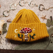 Load image into Gallery viewer, Amanita  // Goldenrod Chunky Beanie
