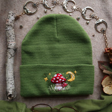 Load image into Gallery viewer, Mushlings // Moss Green Classic Beanie
