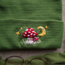 Load image into Gallery viewer, Mushlings // Moss Green Classic Beanie
