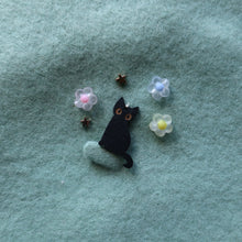 Load image into Gallery viewer, Calico Critter // Soft Sage Beret
