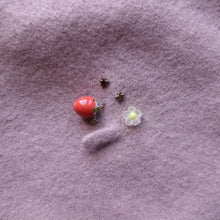 Load image into Gallery viewer, Berry Crown // Peony Petal Beret
